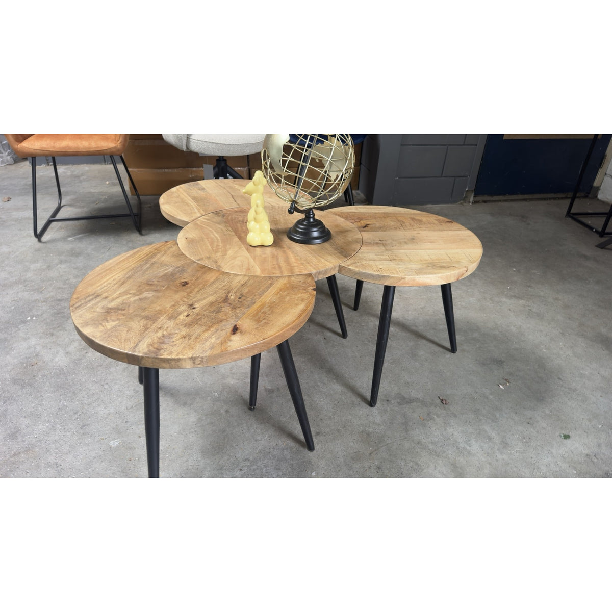 Filou Industriële Salontafel (Set Van 4 Tafels) - Mangohout Met Metaal