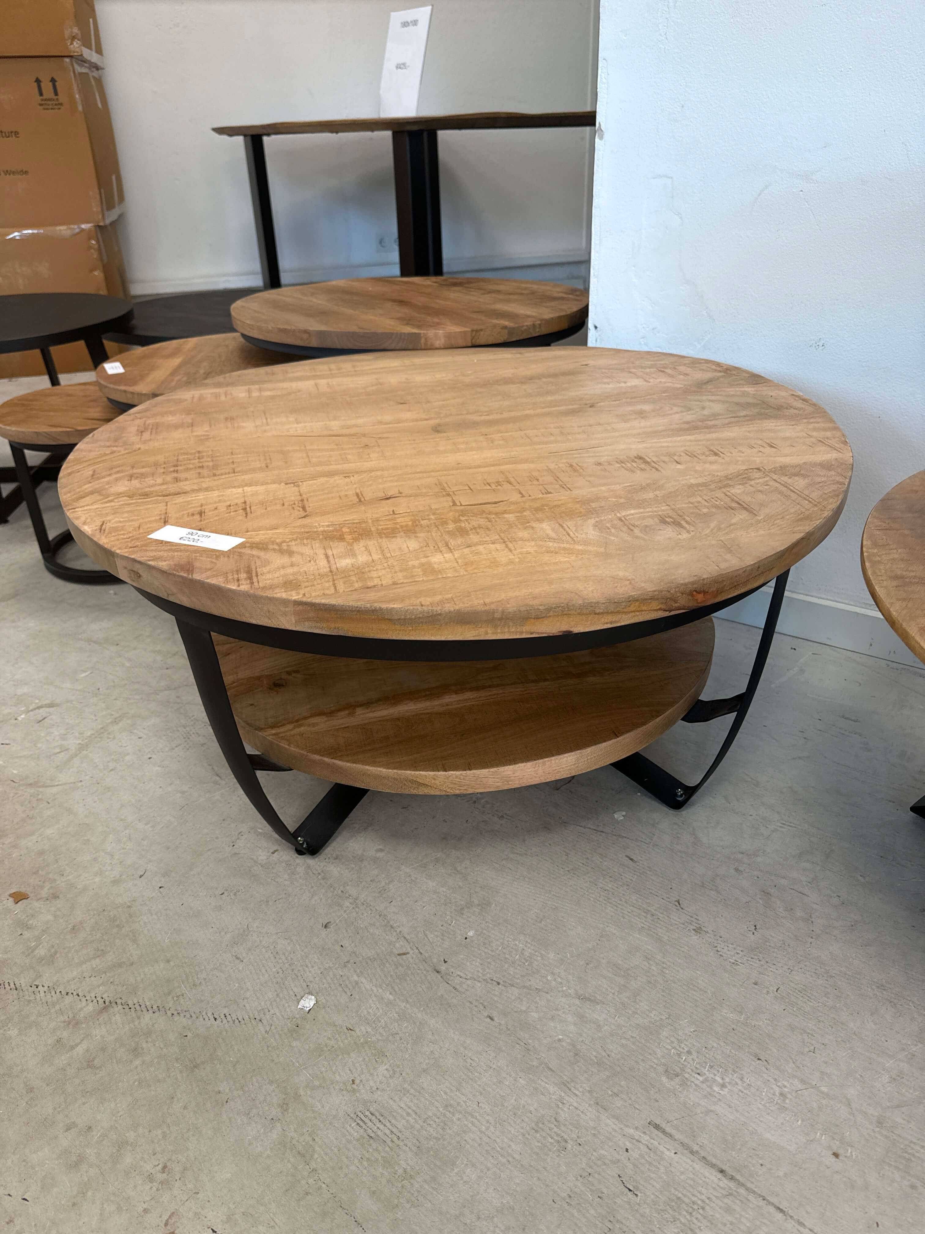Bas Couchtisch 90 cm