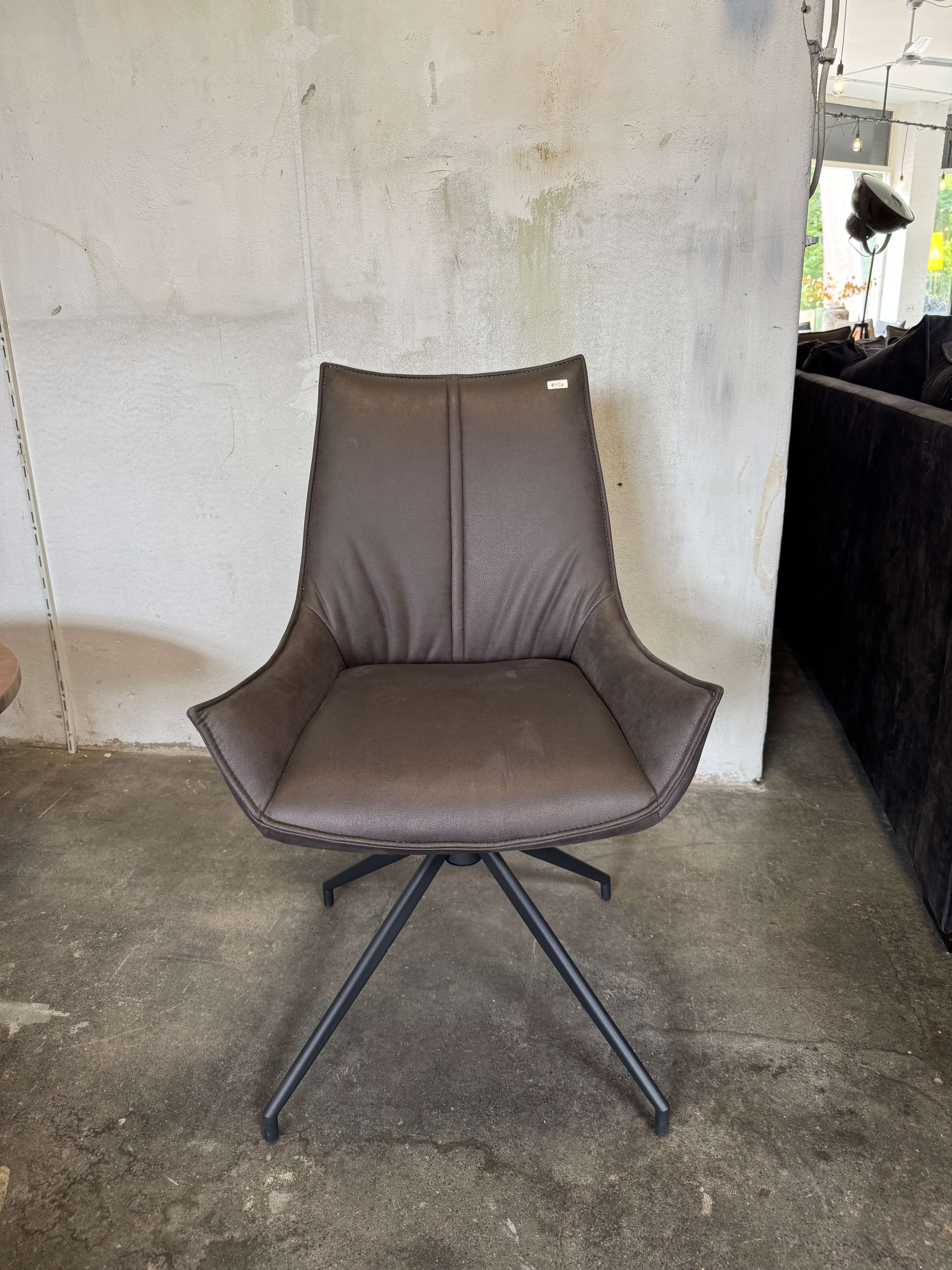 Eetkamerstoel Mannie