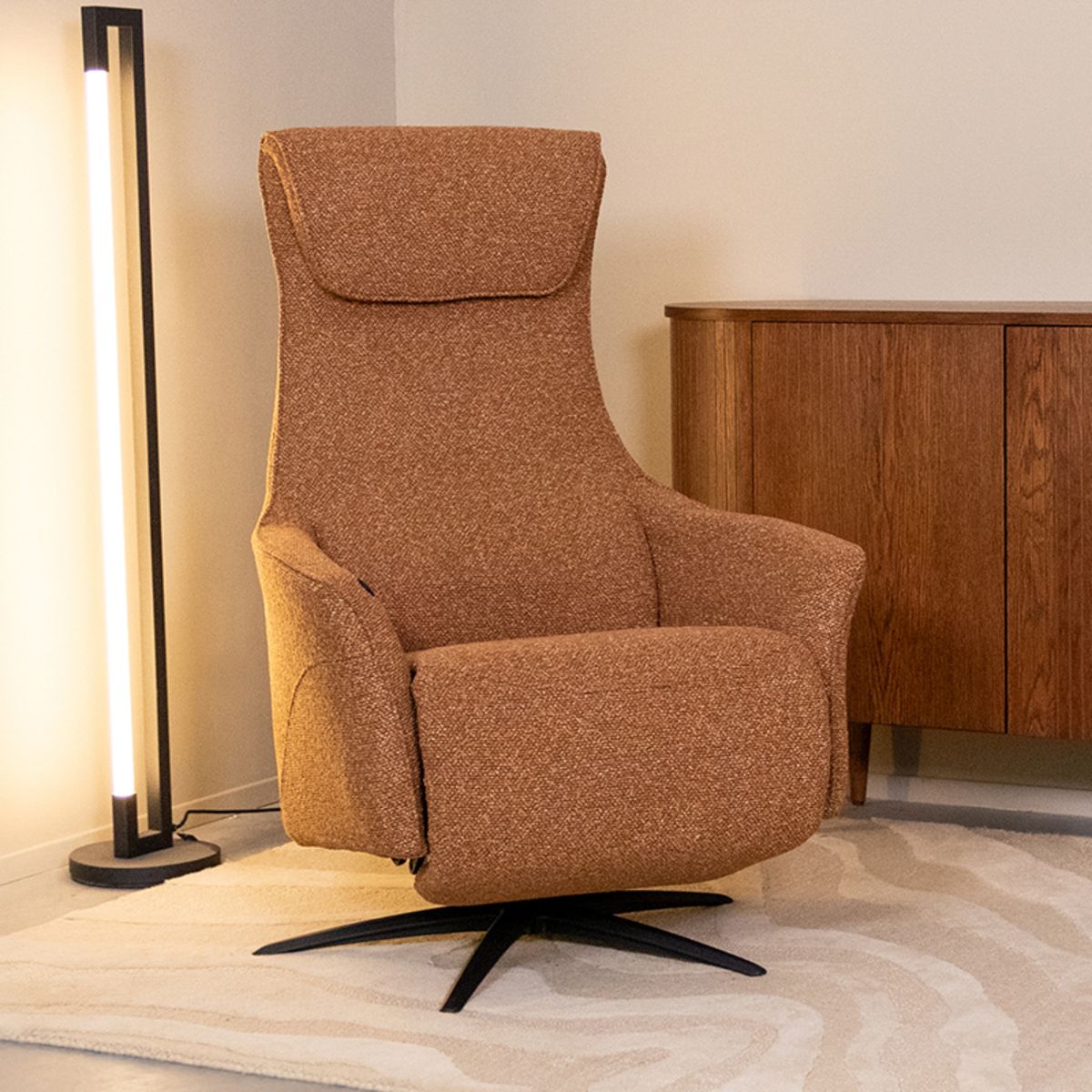 Lund Electric Armchair | Various Colors